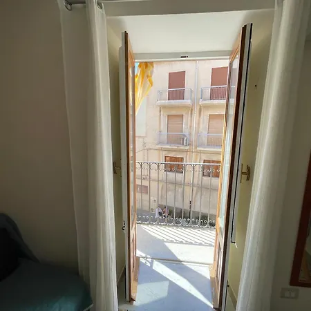 Il Mare Di Dafni Apartment Cefalu