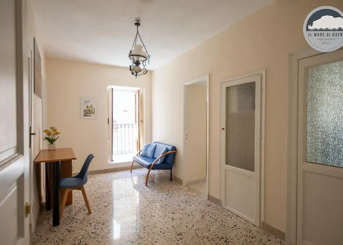 Il Mare Di Dafni チェファル