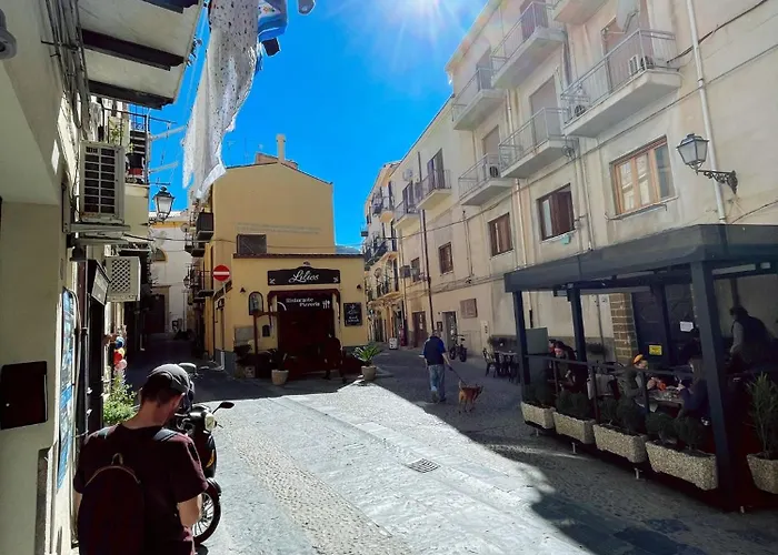 アパート Il Mare Di Dafni チェファル